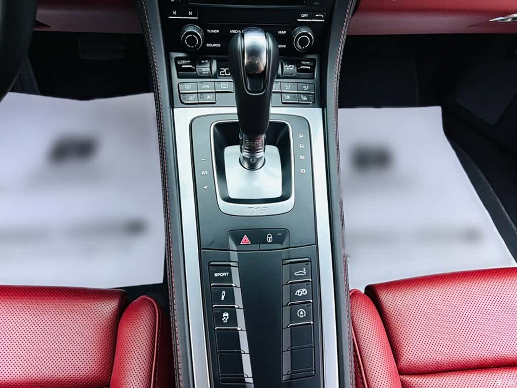 Porsche Cayman, 2019 10