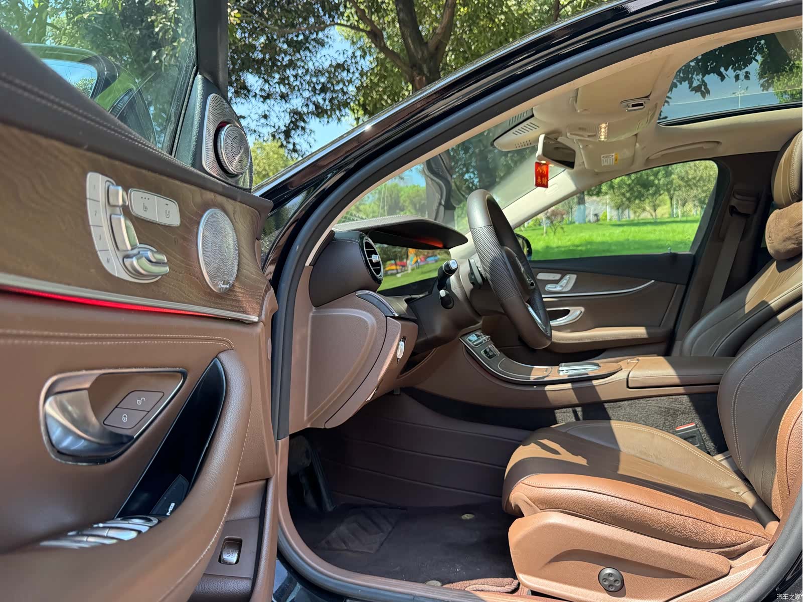 Mercedes-Benz E-Class, 2019 11