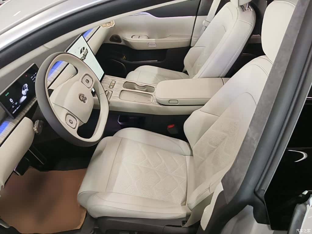 NIO ET7, 2025 15