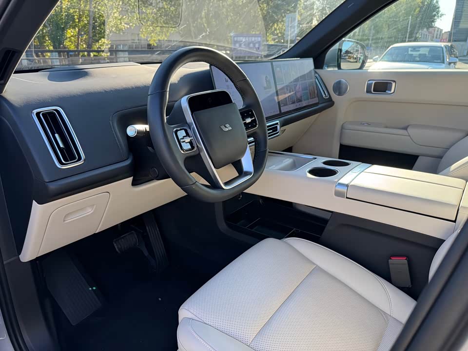Li Auto Ideal L9