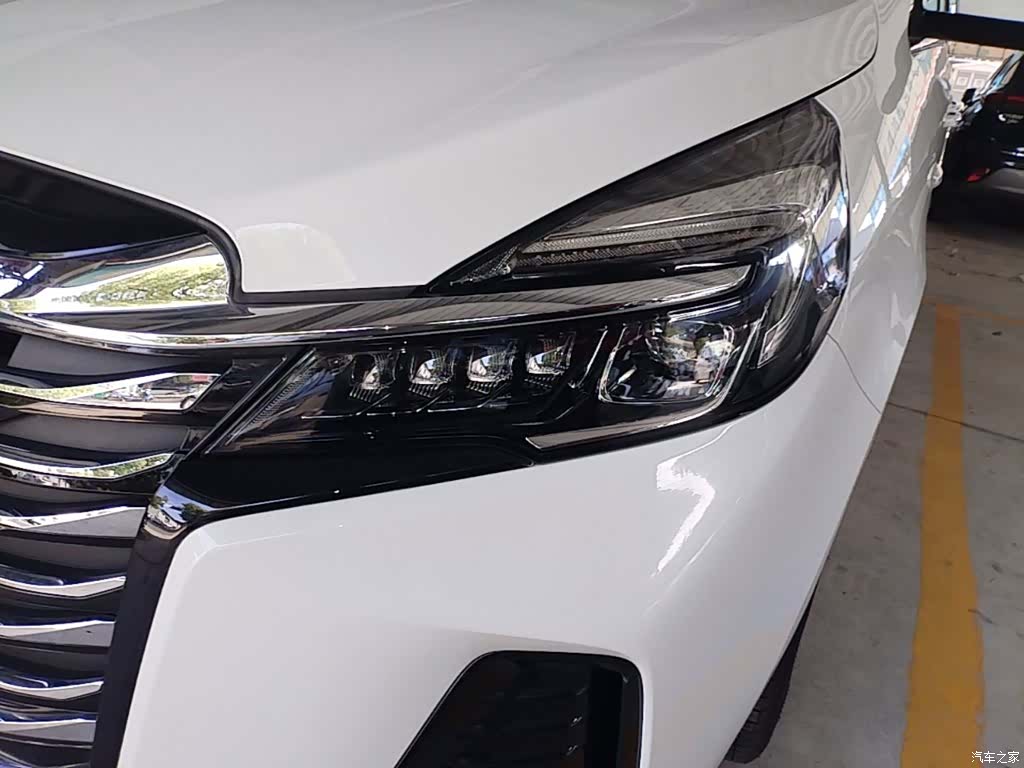 Buick GL8, 2022 24