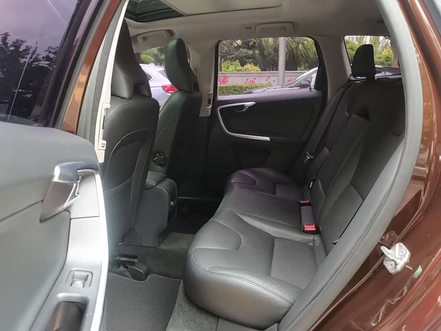 Volvo XC60 2014, фото 24