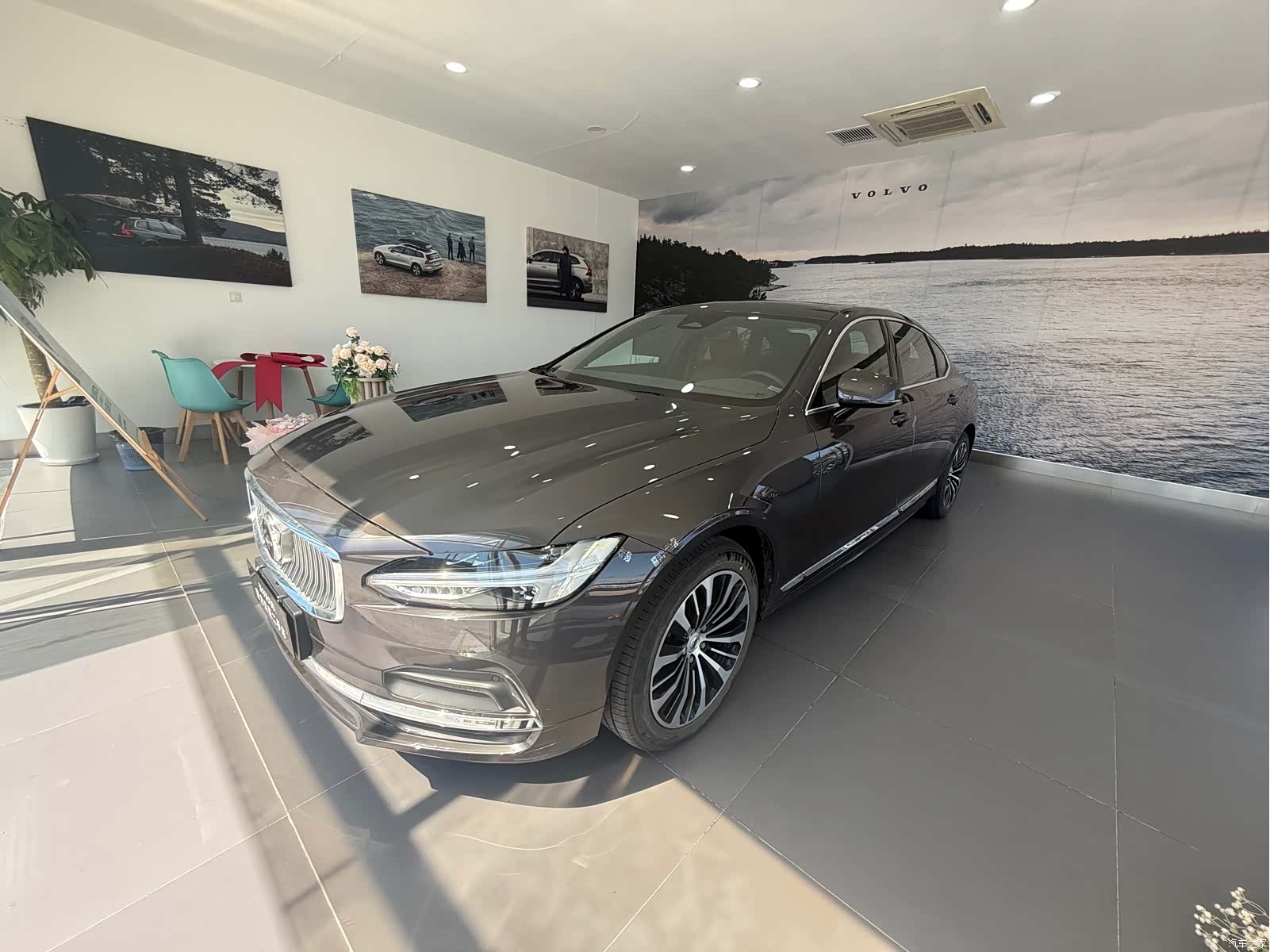 Volvo S90