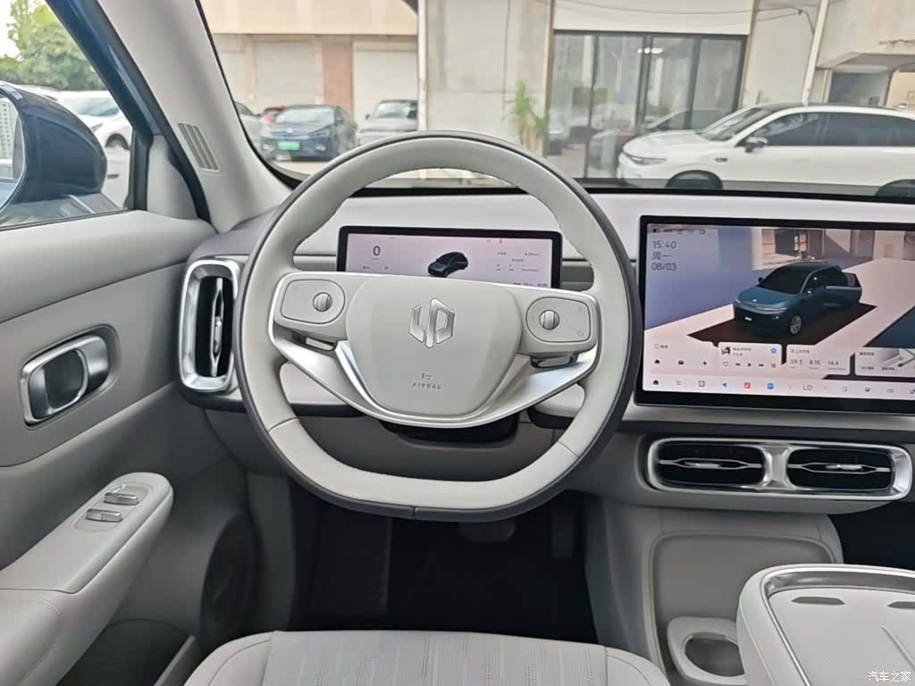 Leapmotor B10, 2025 11