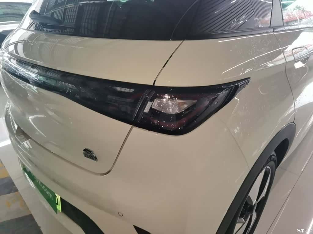 BYD Dolphin, 2023 8