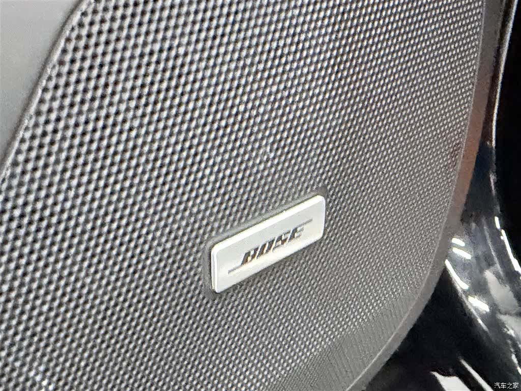 Cadillac XTS, 2018 29