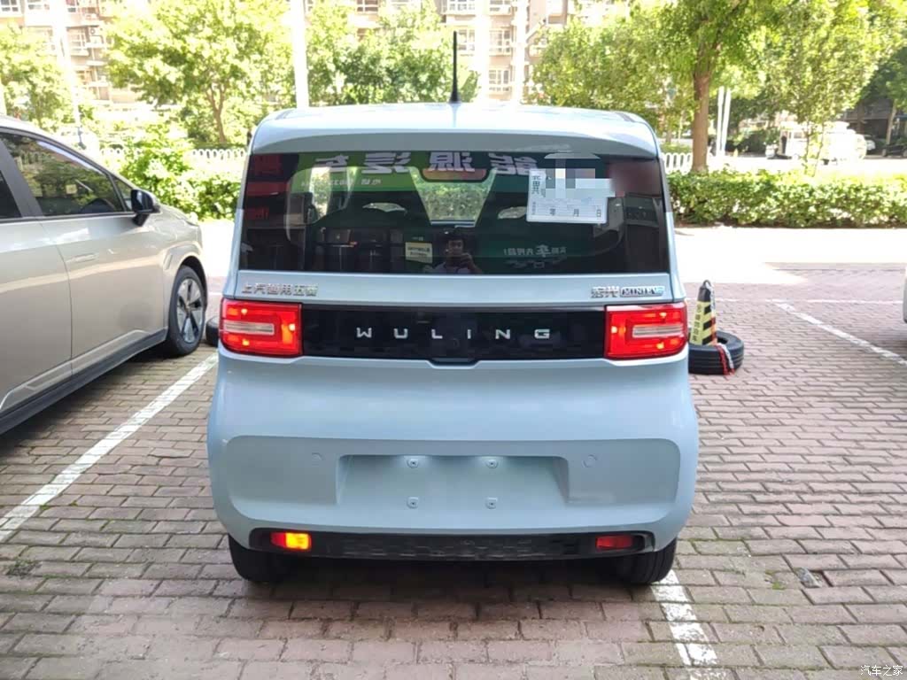 Wuling MINIEV, 2020 6
