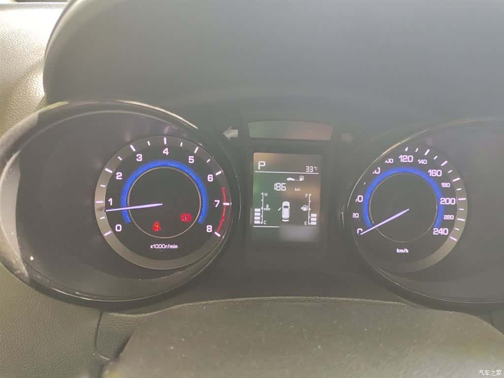 Changan CS15, 2017 4