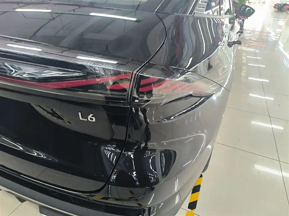 Geely Galaxy Galaxy L6