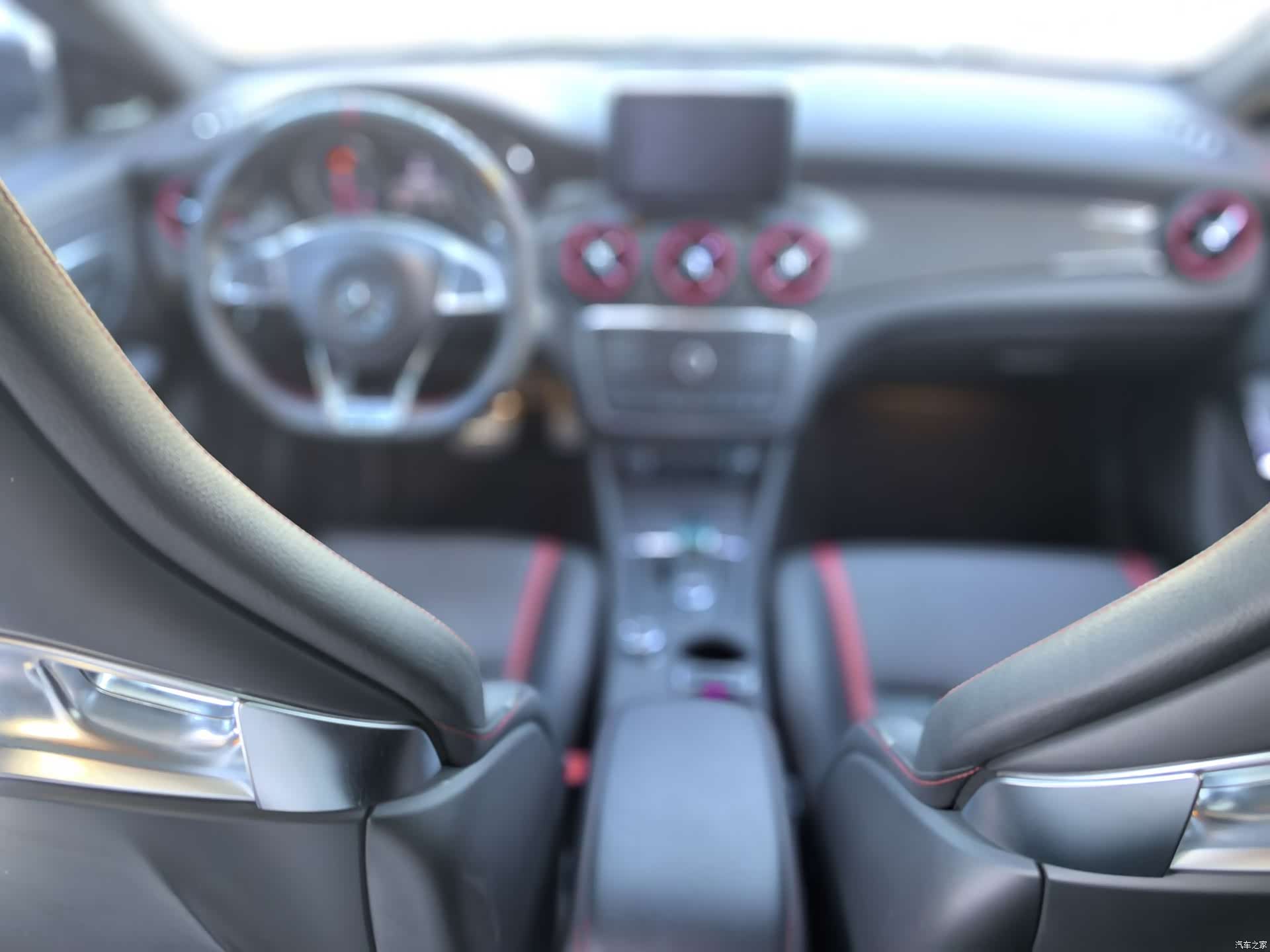 Mercedes-Benz CLA, 2016 6