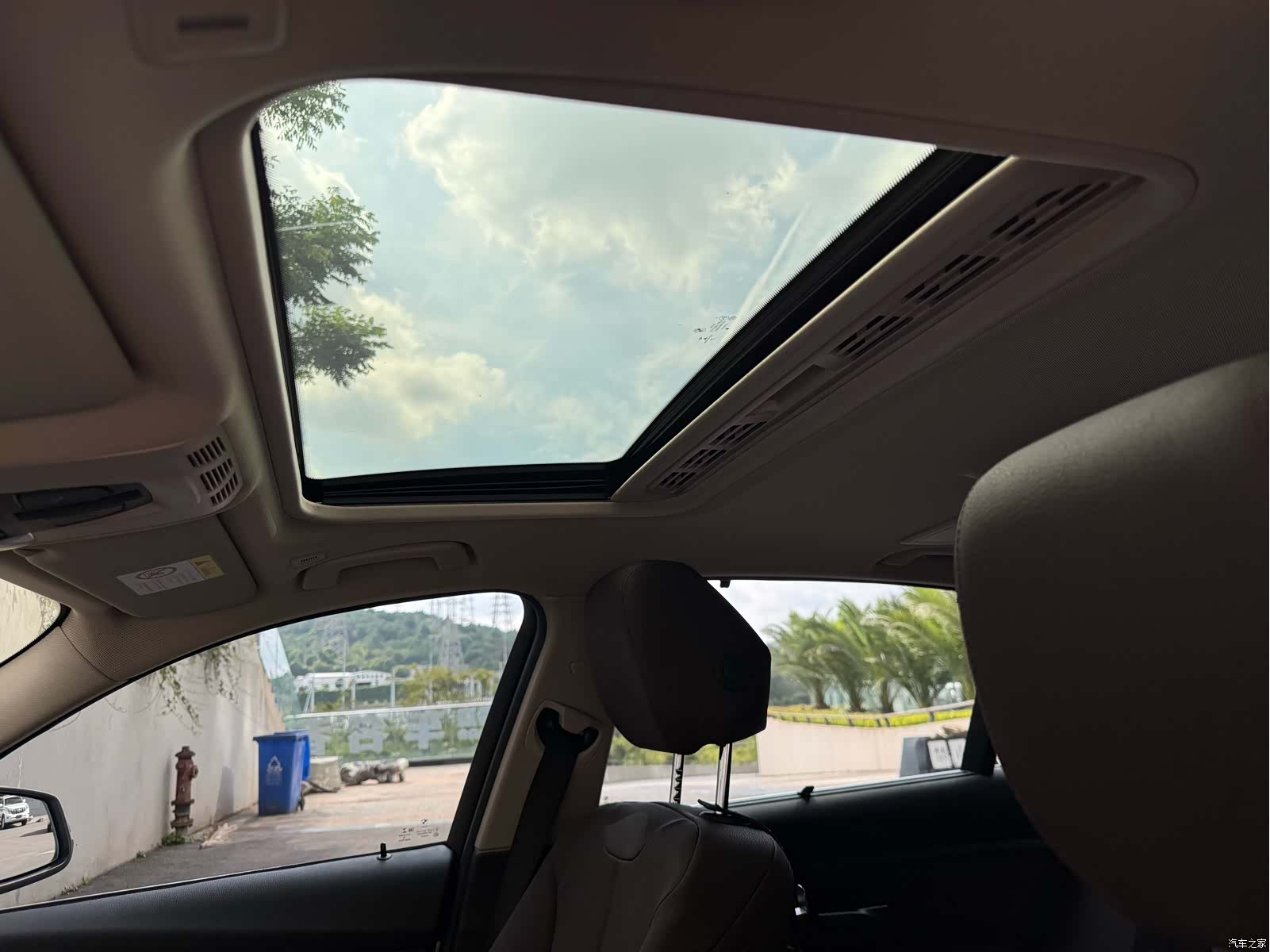 BMW 3 Series, 2019 19