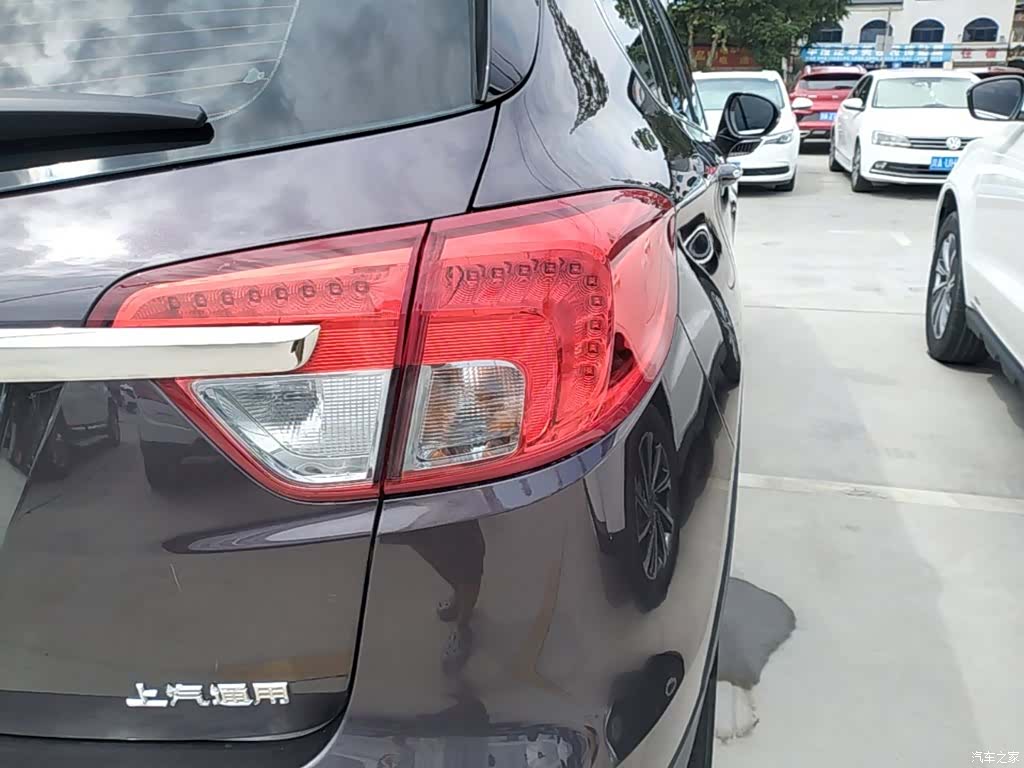 Buick Envision Plus, 2017 8