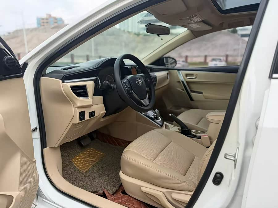 Toyota Corolla 2016, фото 4