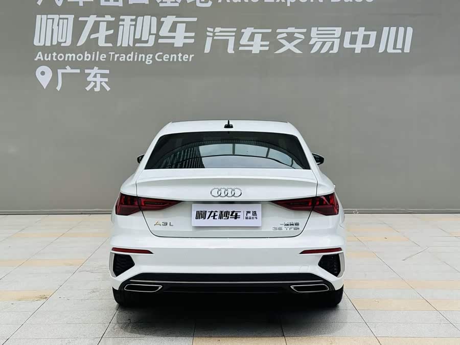 Audi A3 2023, фото 5