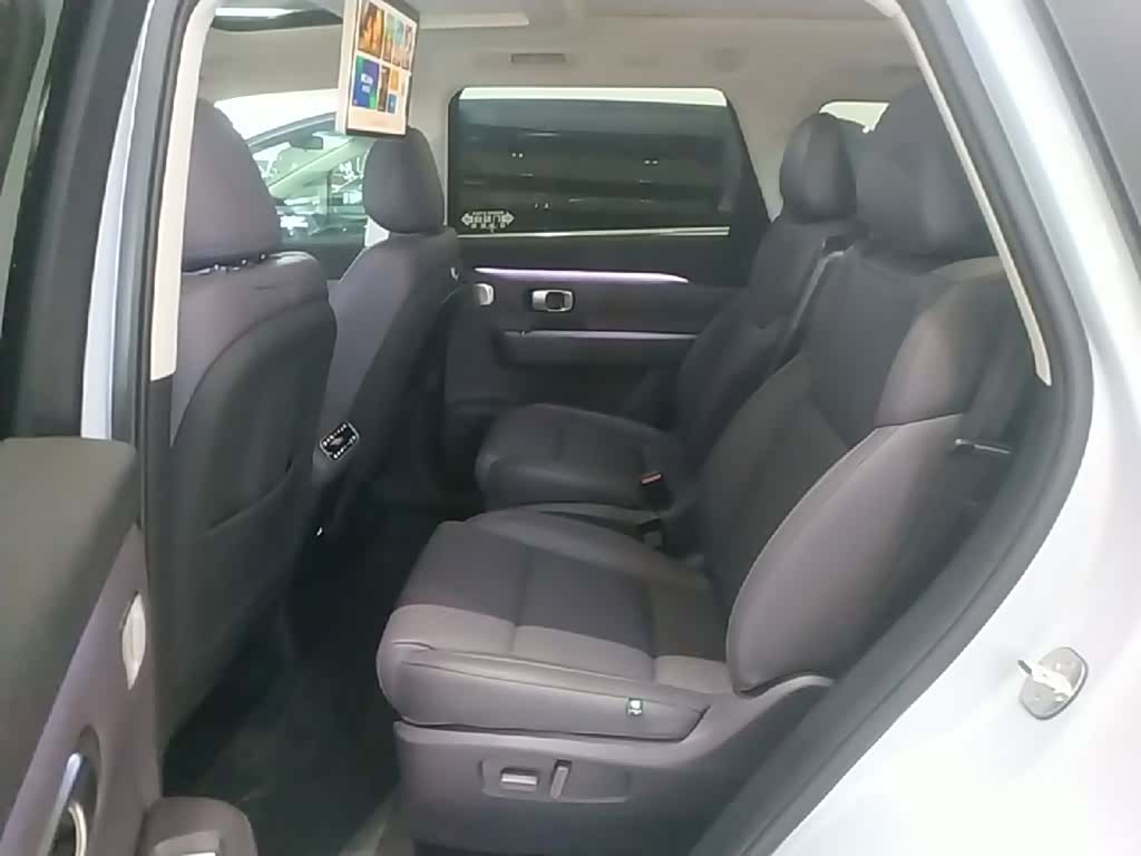 Leapmotor C16, 2026 17