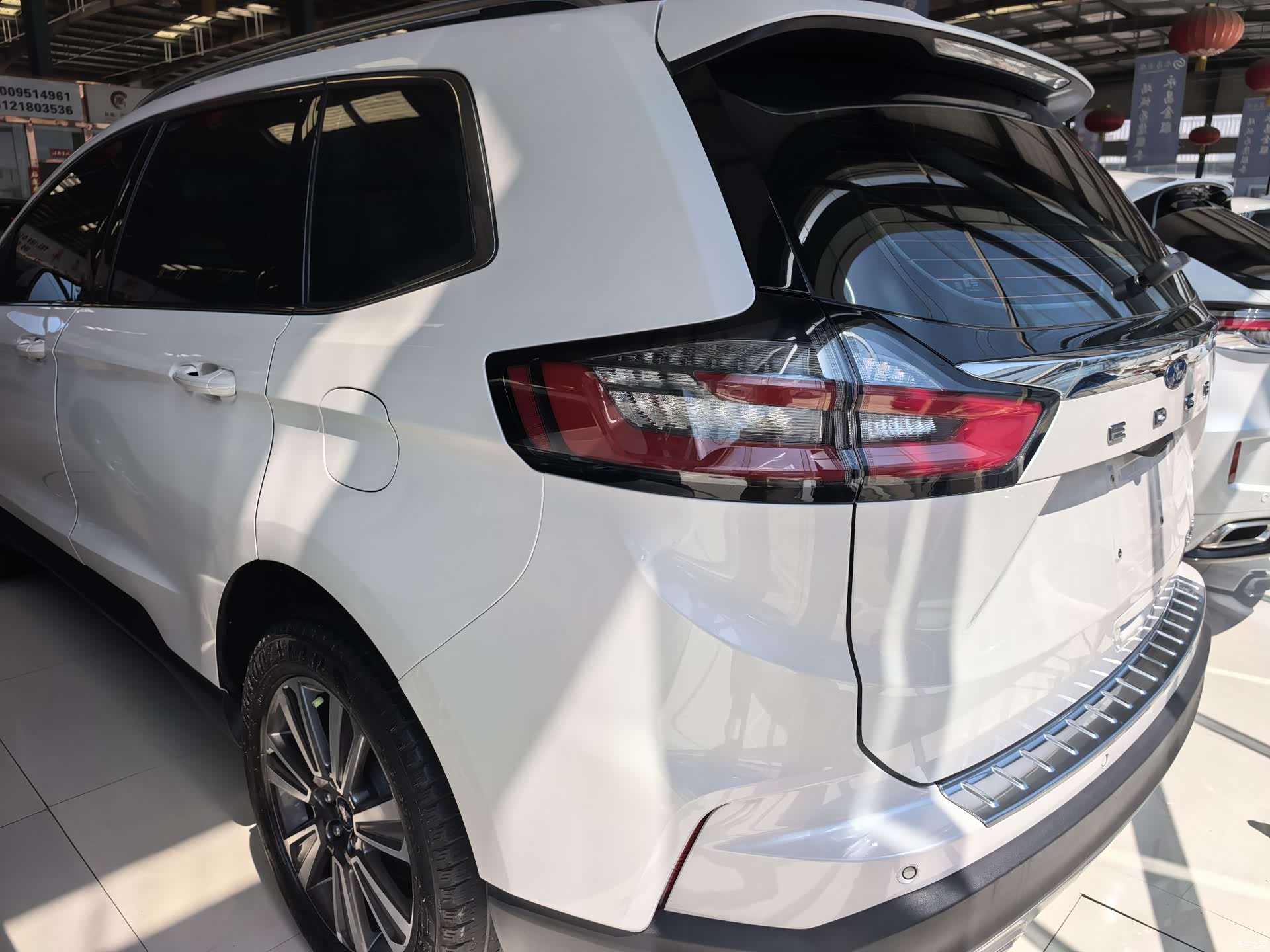 Ford Edge, 2022 все фото