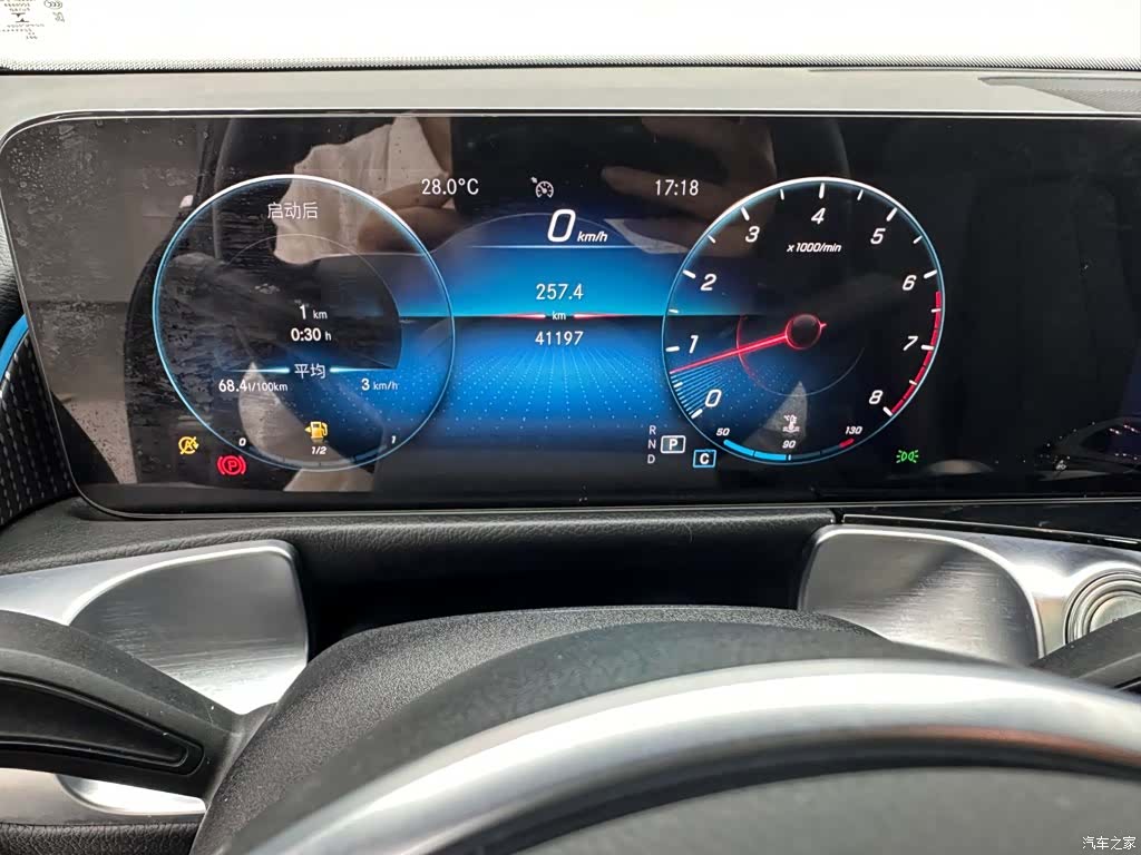 Mercedes-Benz GLB, 2022 11