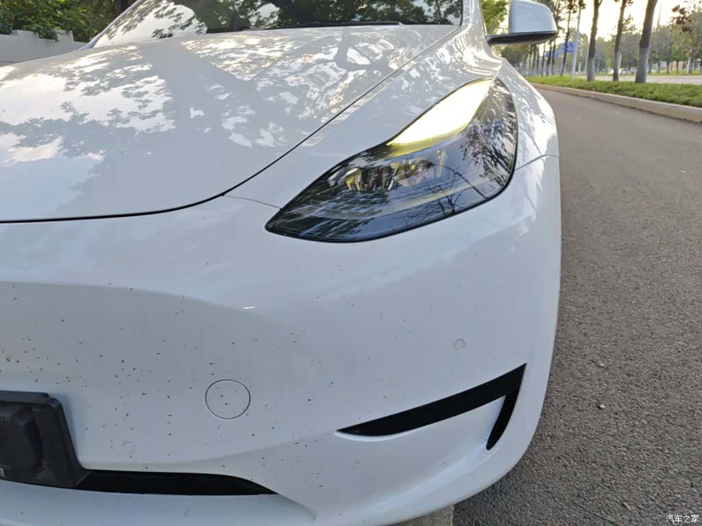 Tesla Model Y, 2022 24