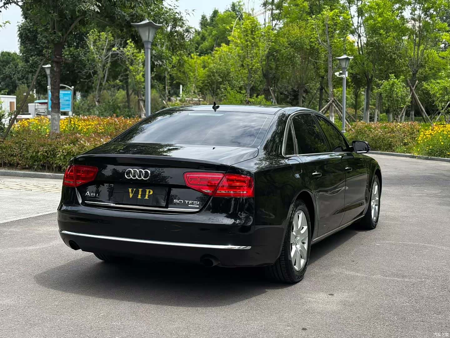 Audi A8L, 2013 9