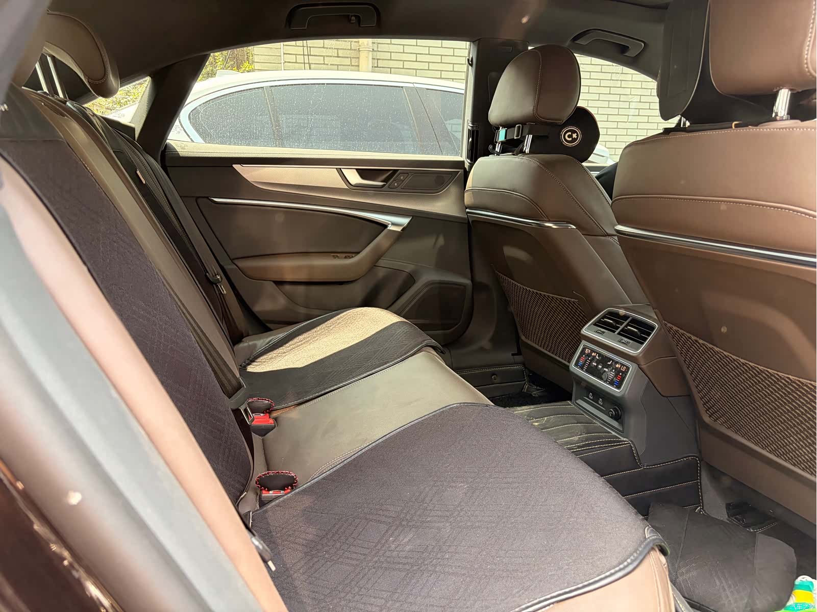 Audi A7L, 2023 8