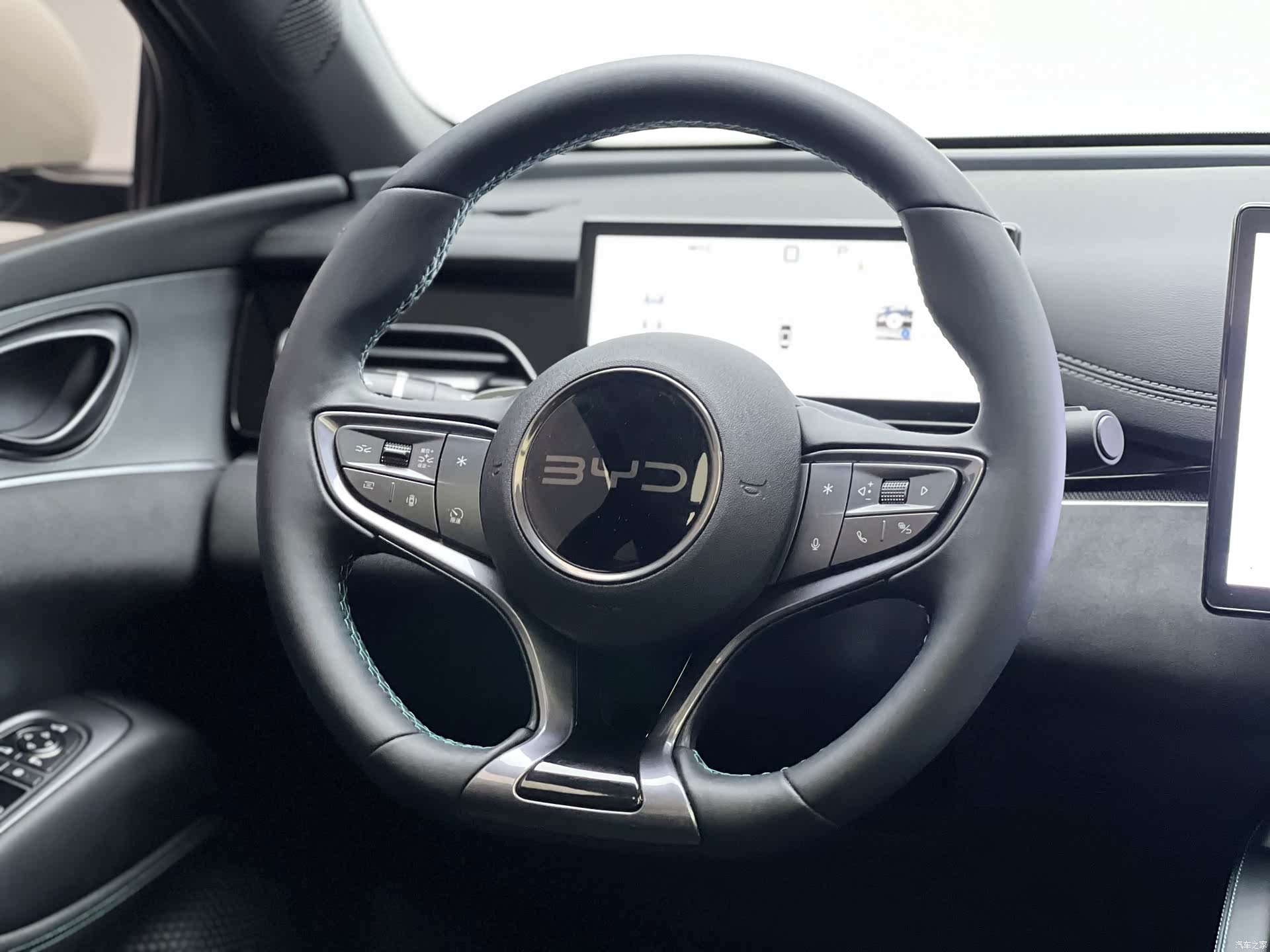 BYD Seal, 2025 16