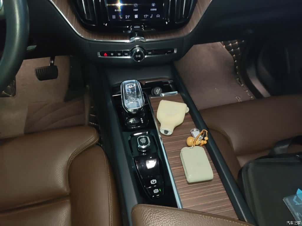 Volvo XC60, 2021 14