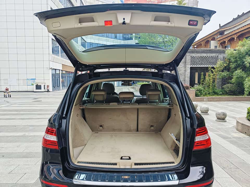 Mercedes-Benz M class