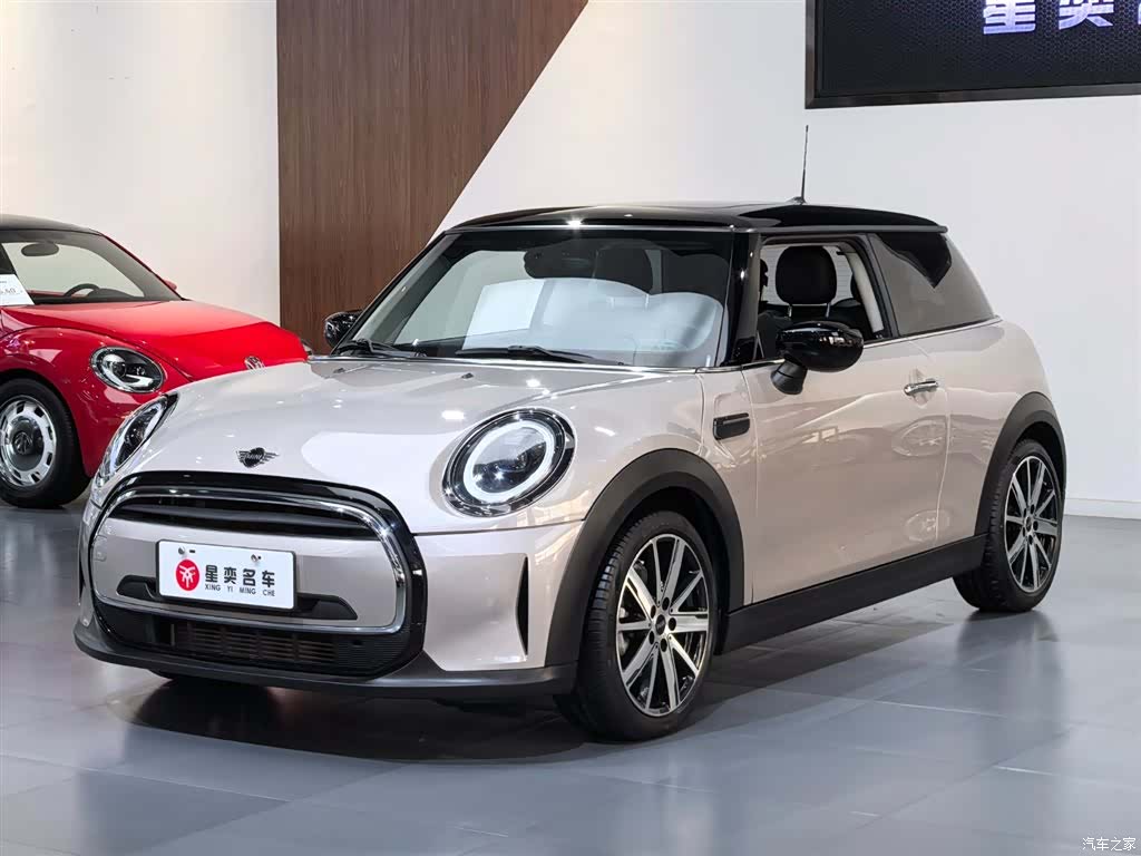 Mini Cooper, 2023 1