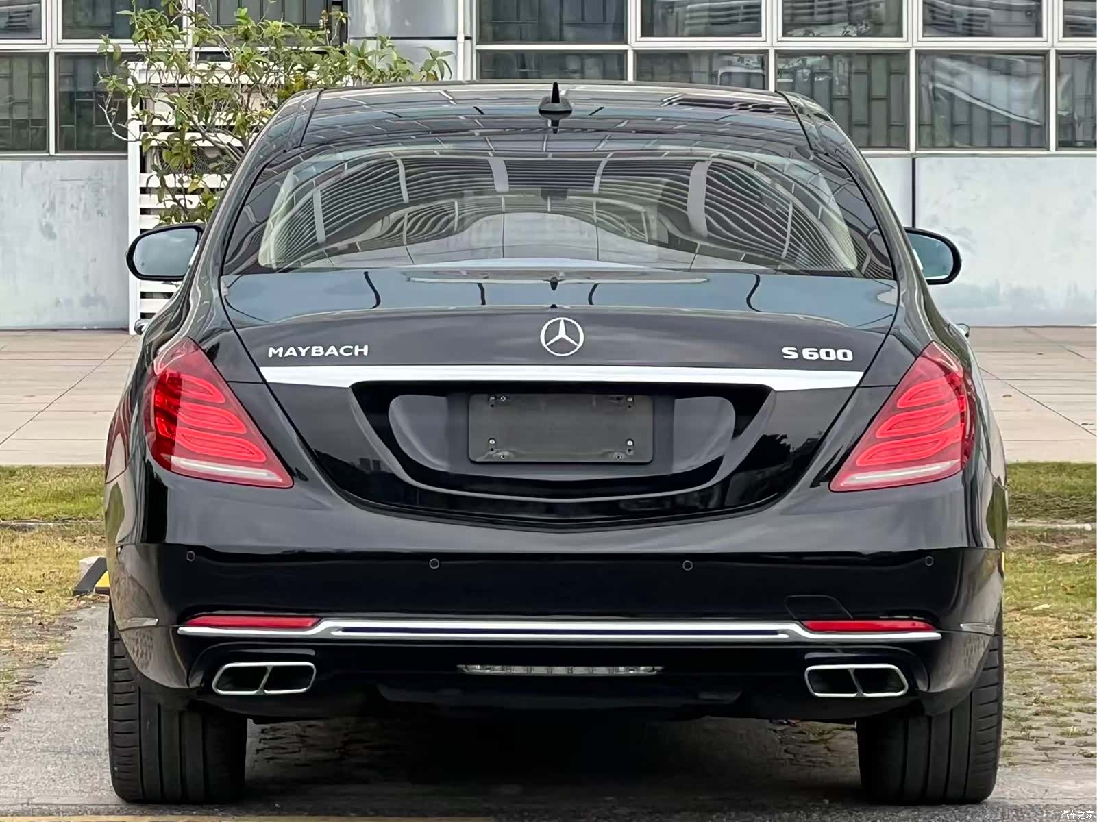 Maybach S-Class, 2017 все фото