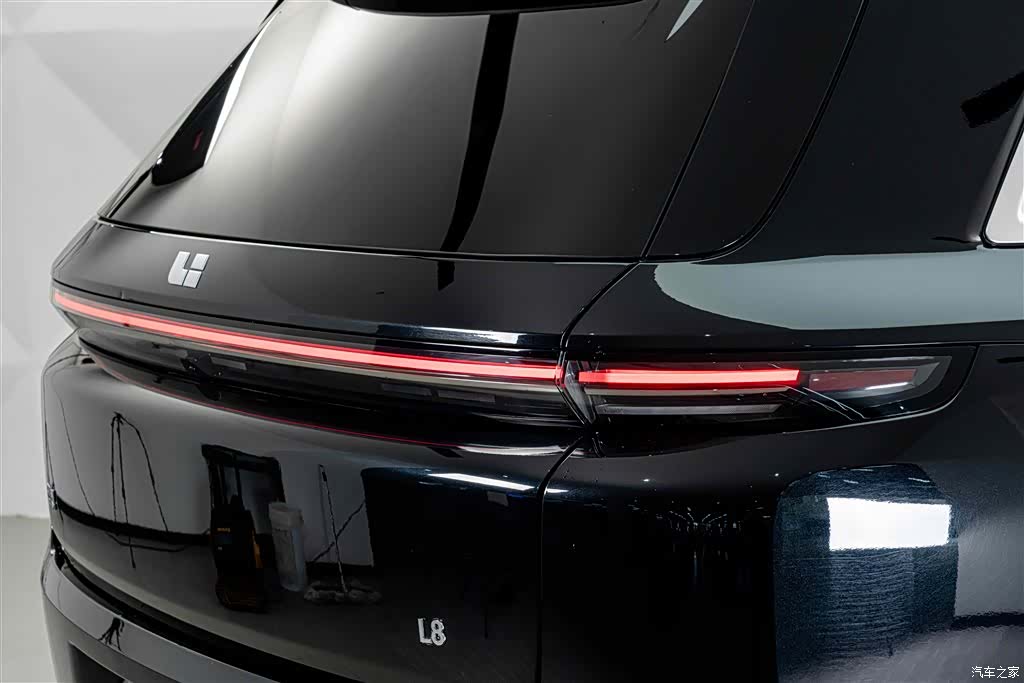 Li Auto L8, 2024 8