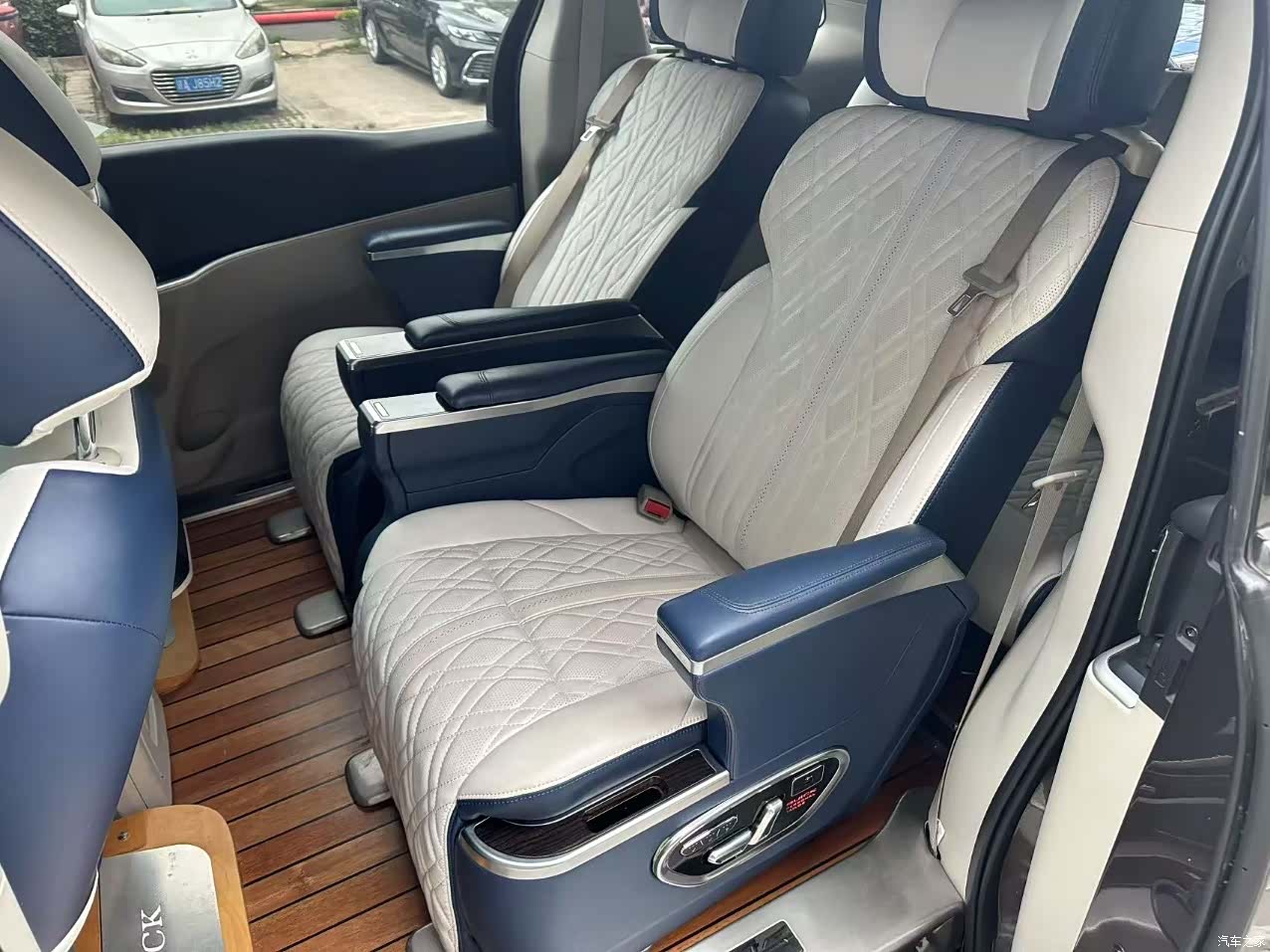 Buick GL8, 2020 6