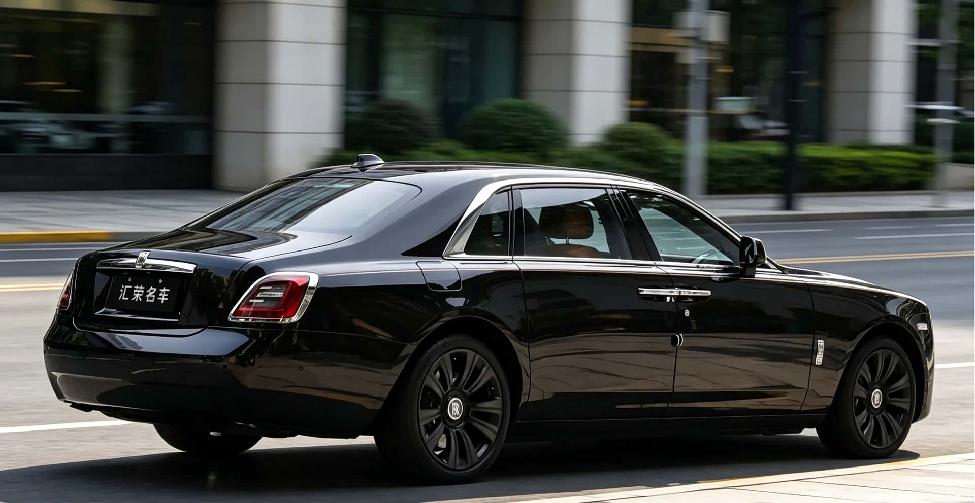 Rolls-Royce Ghost, 2022 3