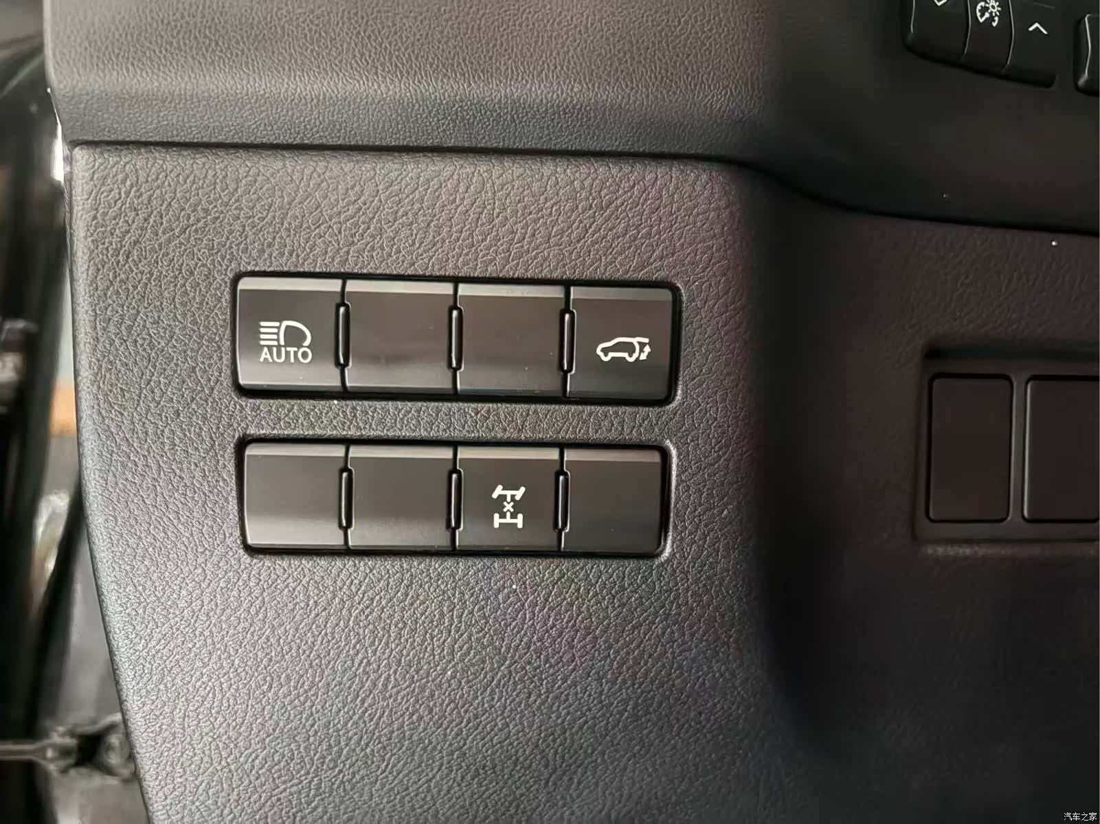 Lexus NX, 2019 7