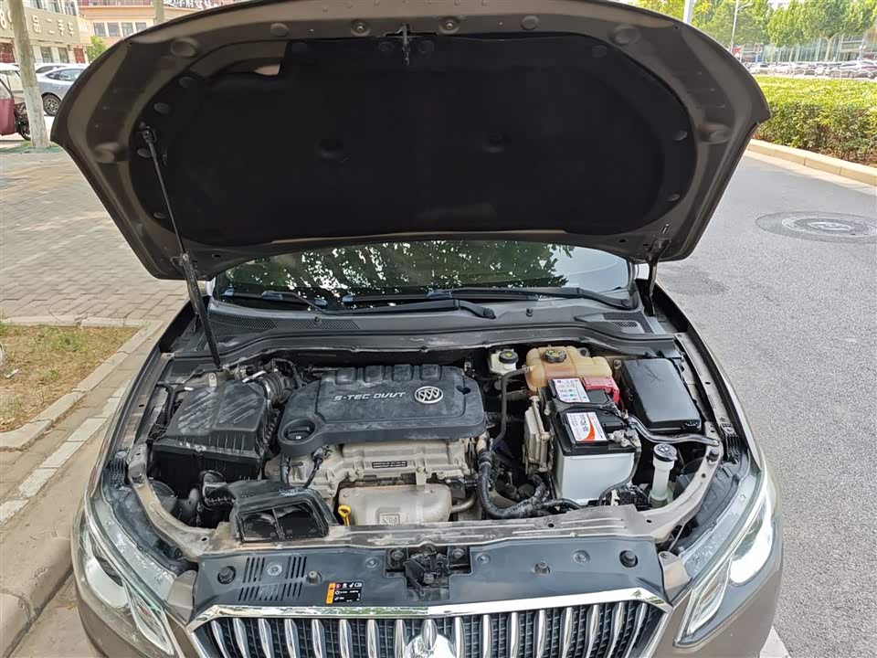 Buick Yinglang