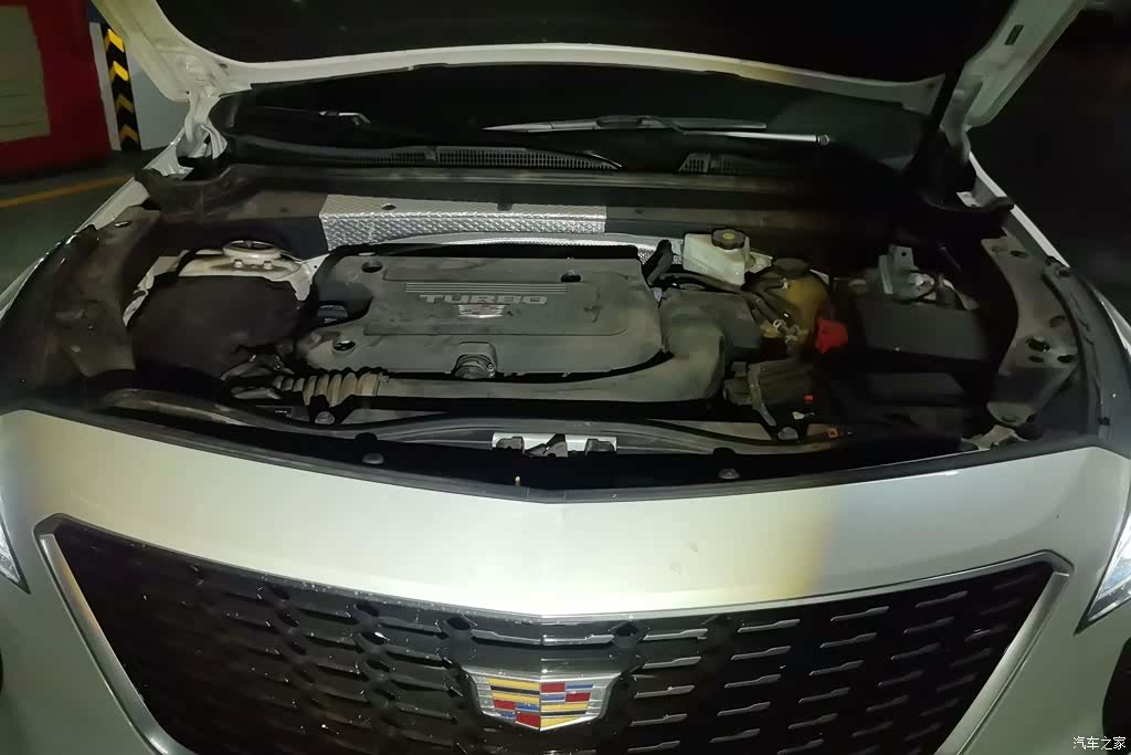 Cadillac XT4, 2020 10