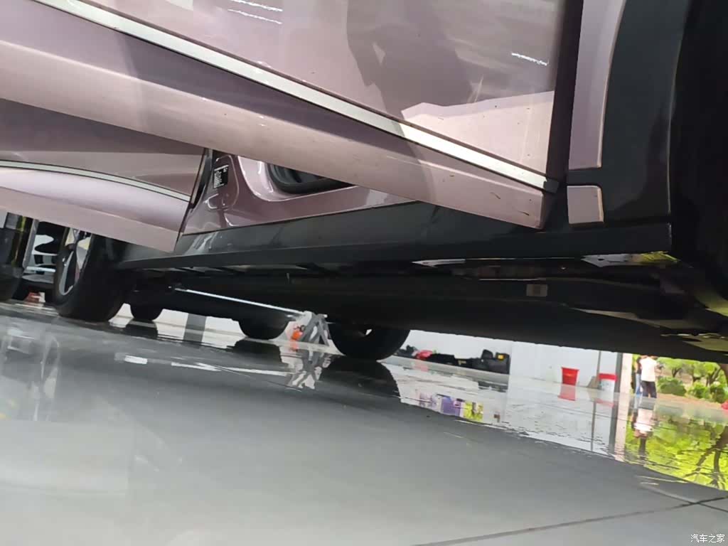 BYD Dolphin, 2024 19