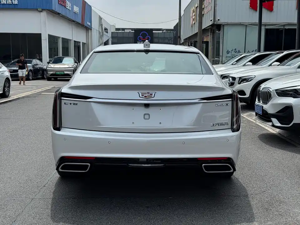 Cadillac CT6