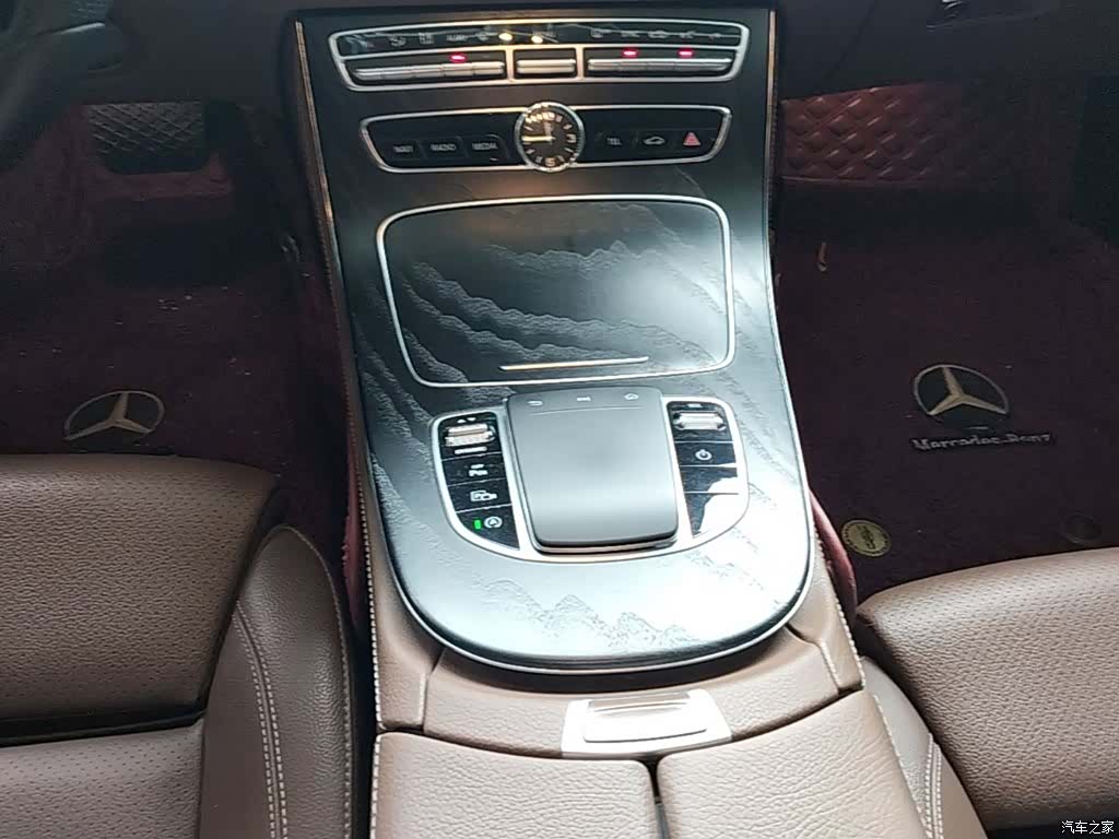 Mercedes-Benz E-Class, 2019 14