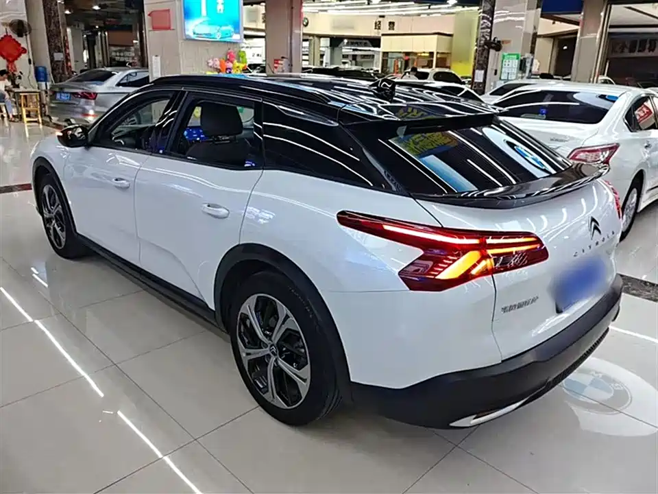 Citroen Versailles C5 X