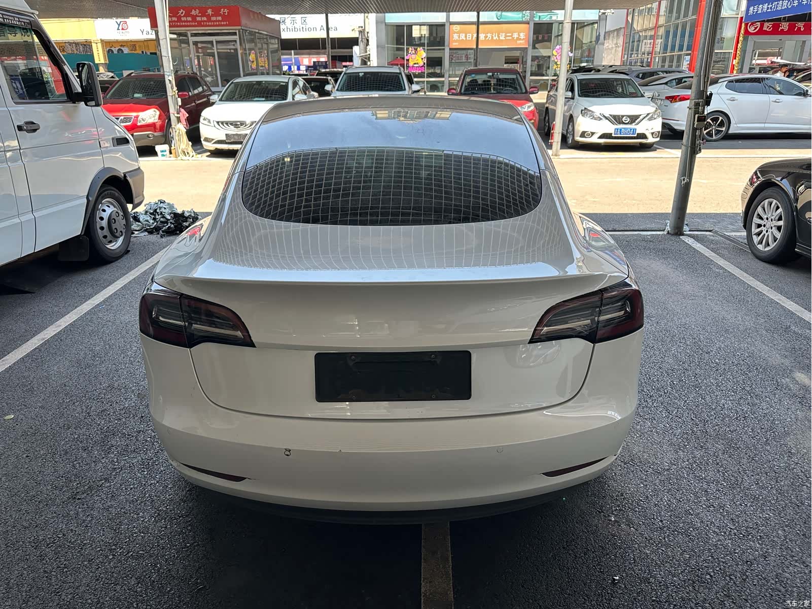 Tesla Model 3, 2019 11