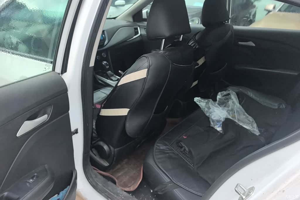 Chevrolet 320, 2019 11