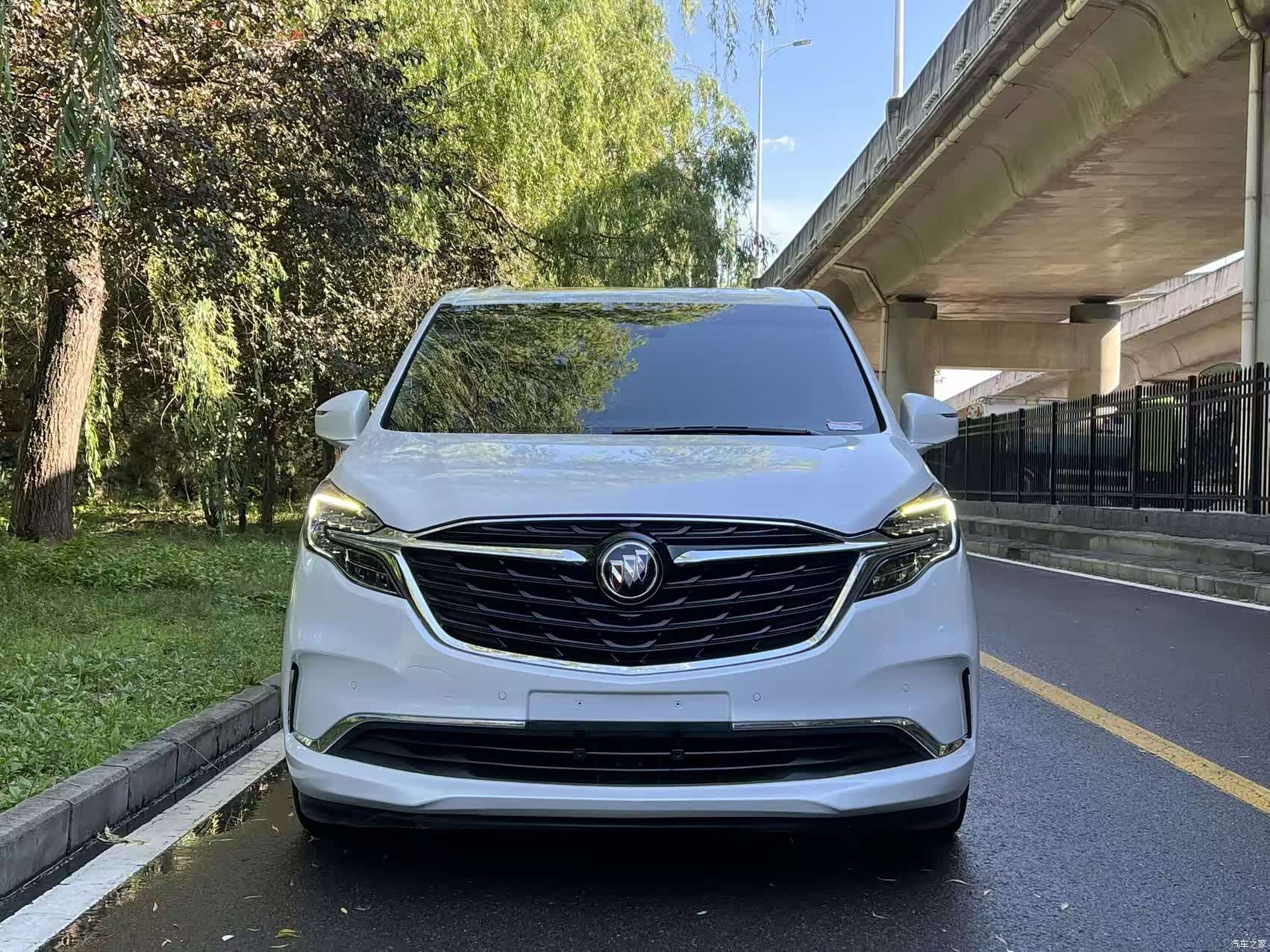 Buick GL8, 2021 2