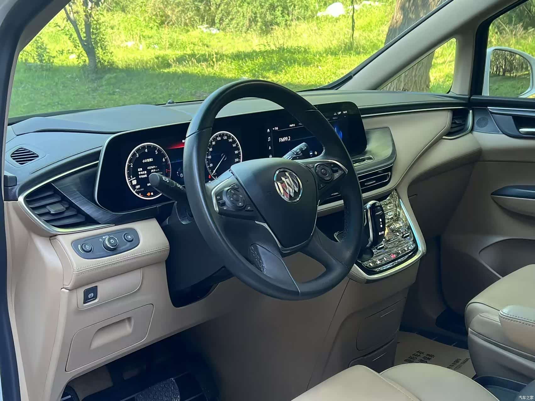 Buick GL8, 2021 9