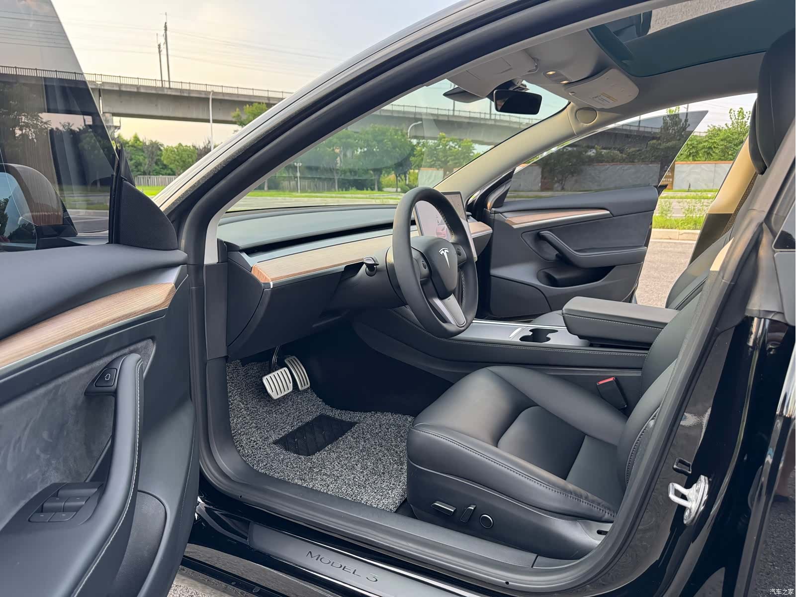 Tesla Model 3, 2022 9