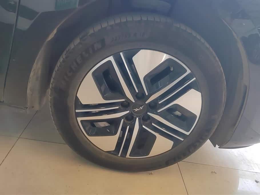 JAC Refine Ruifeng RF8 PHEV