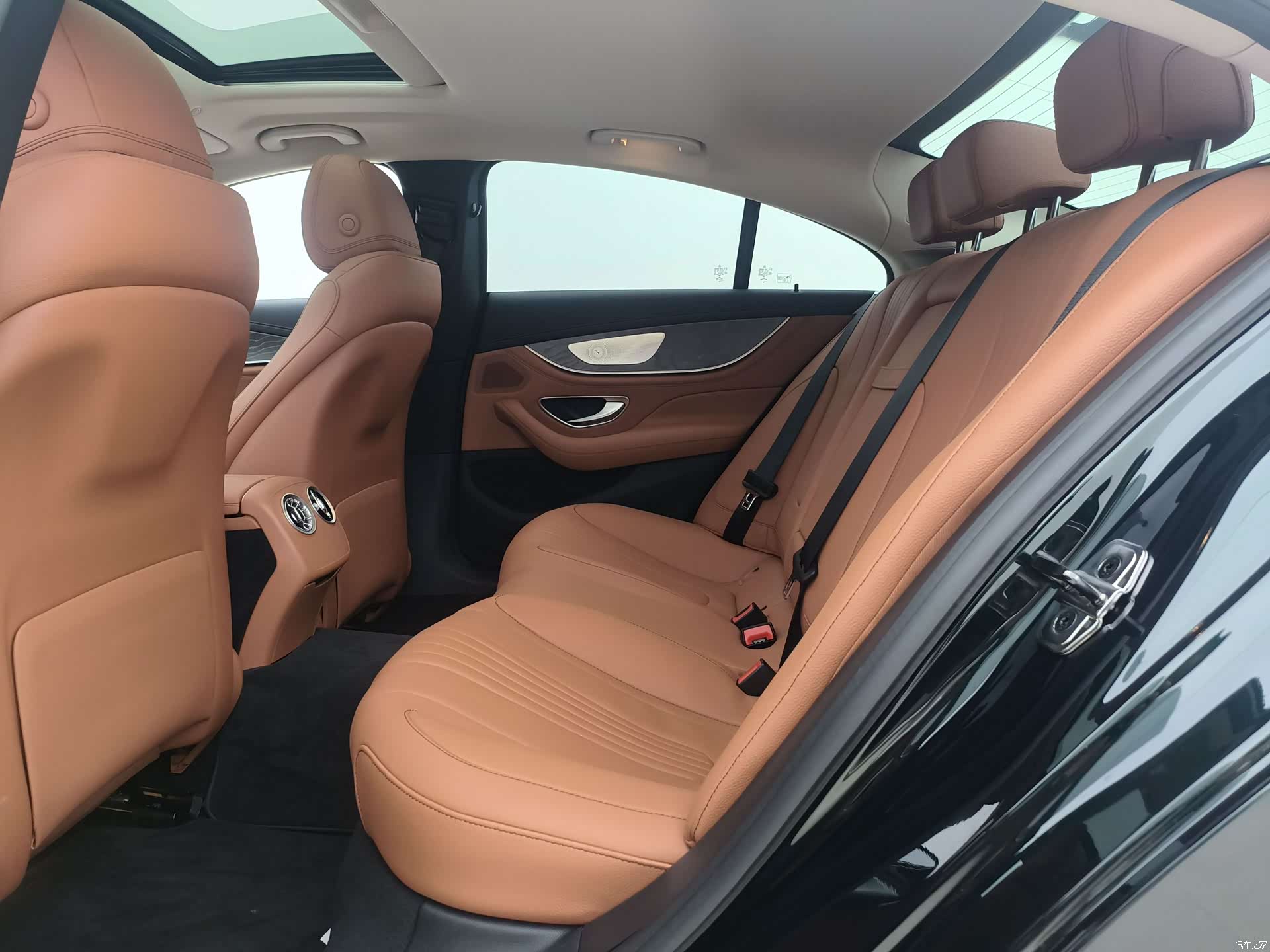 Mercedes-Benz CLS, 2022 все фото
