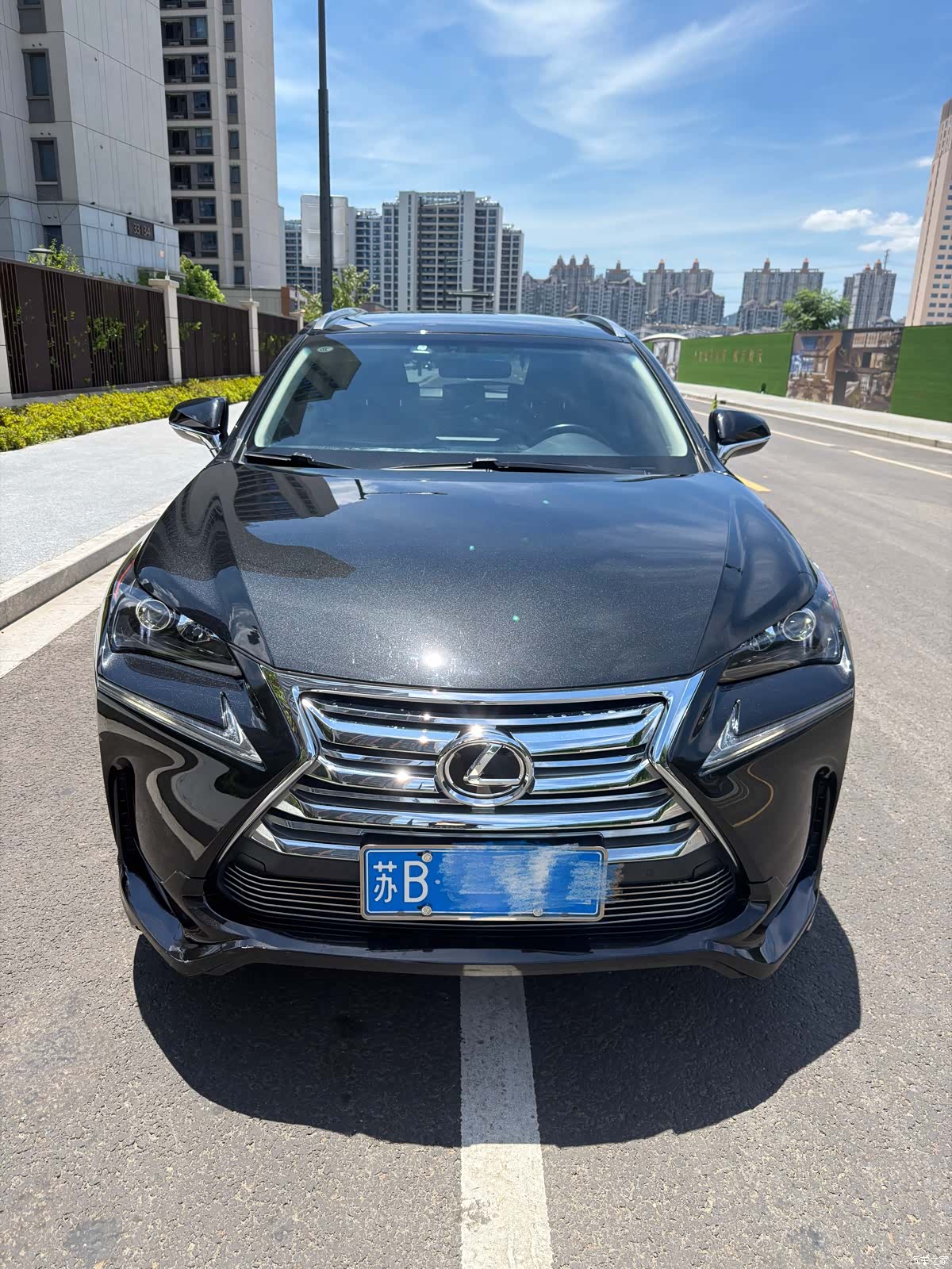 Lexus NX, 2016 1