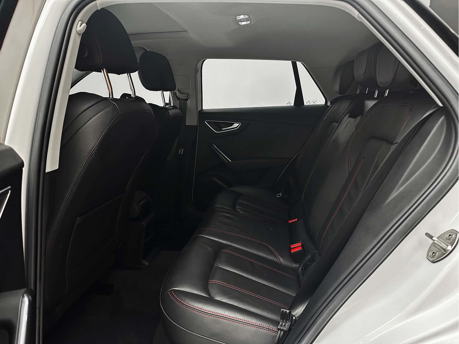 Audi Q2L, 2022 22