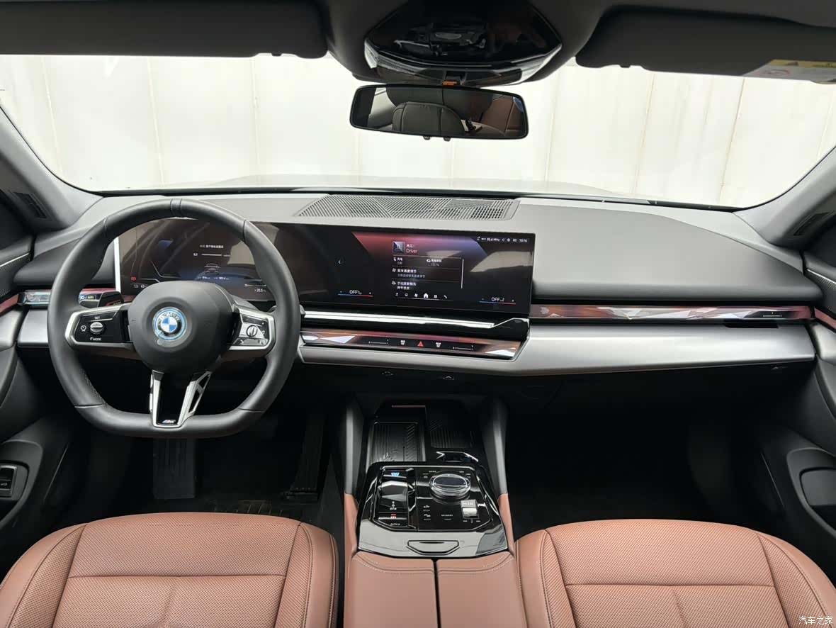 BMW i5, 2026 6