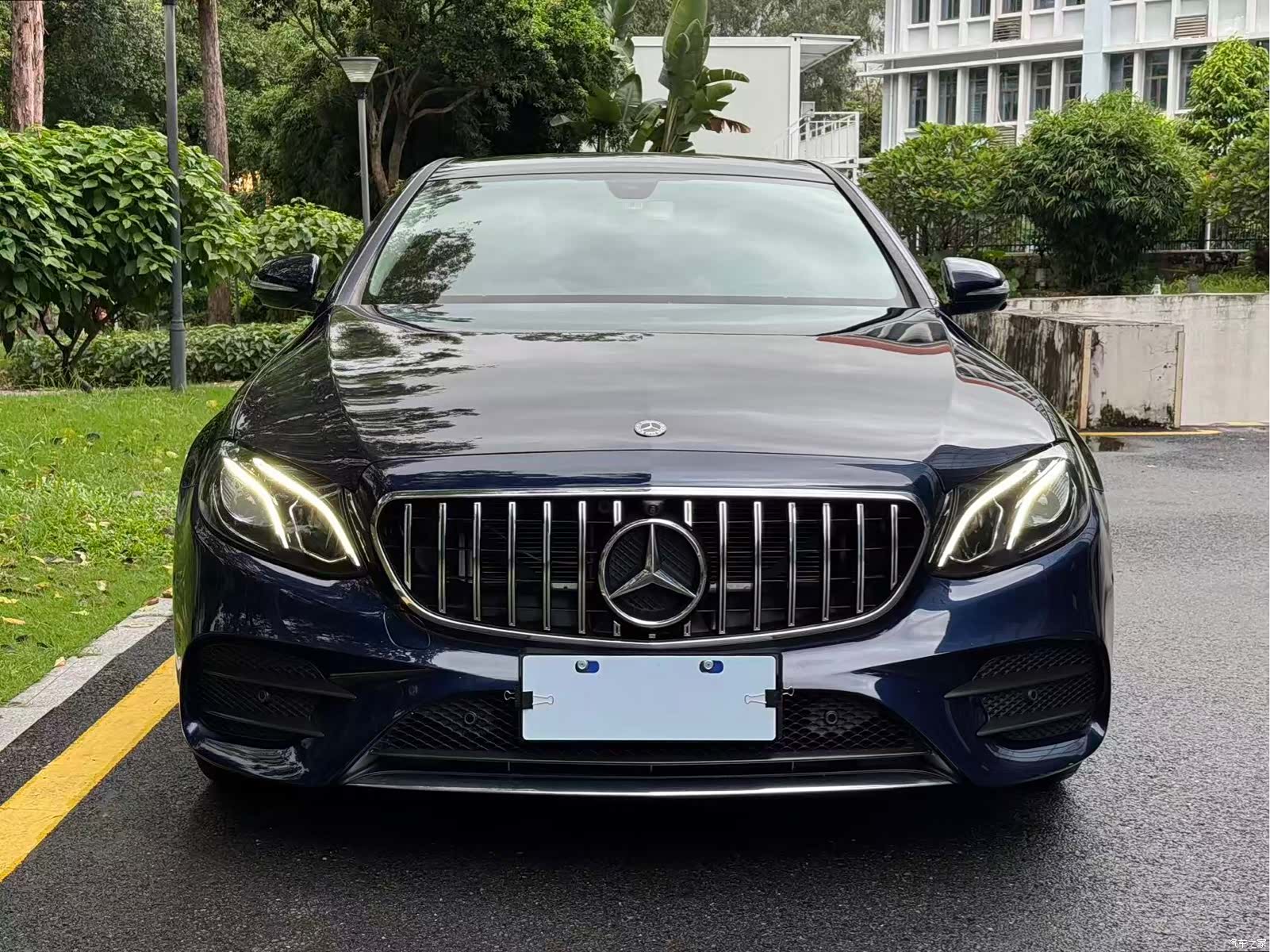Mercedes-Benz E-Class, 2018 3